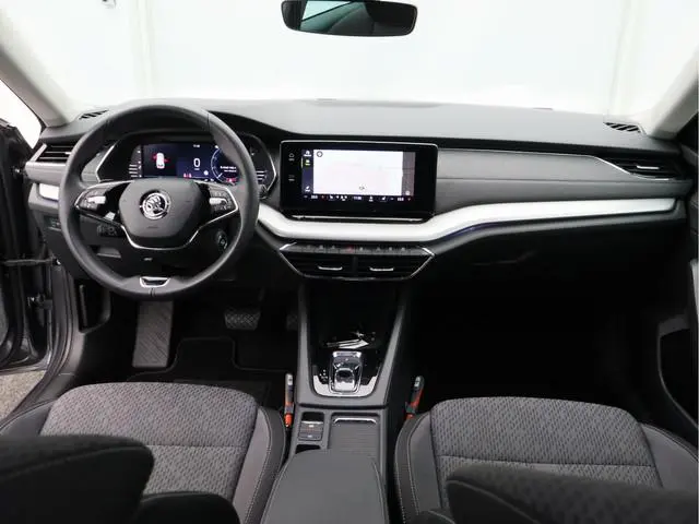 ŠKODA Octavia Combi 1.0 e-TSI Business Edition Plus/ automaat/ compleet!