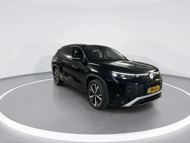 Volkswagen Tayron Life Edition 1.5 eHybrid 204 PK 6 versn. DSG · Comfort Pakket · Trekhaak · Achteru...