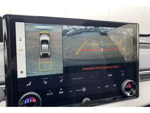 Toyota C-HR+