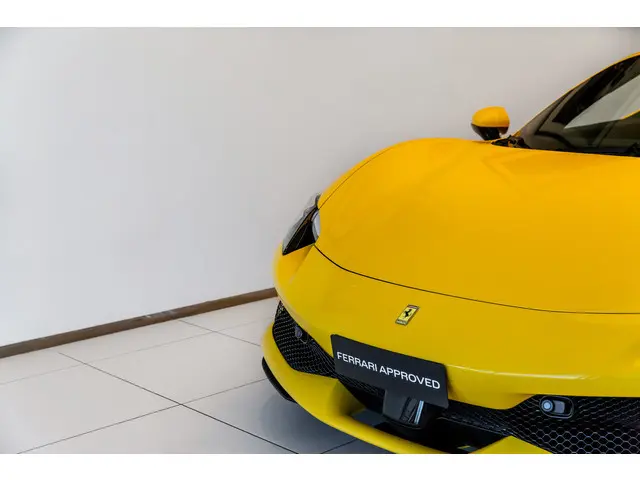 Ferrari 296