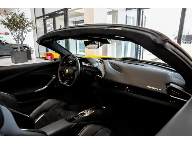 Ferrari 296