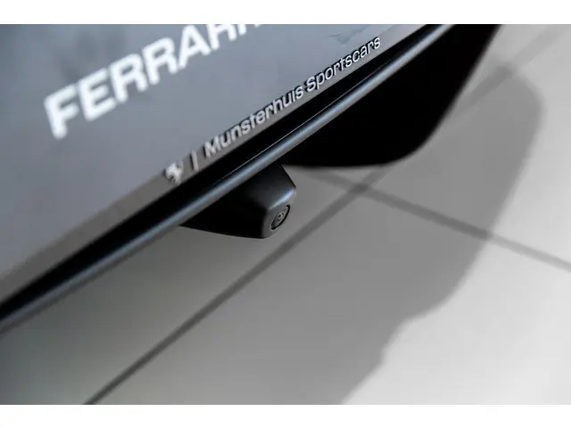 Ferrari 296
