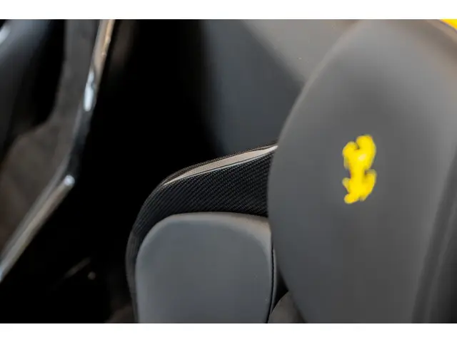 Ferrari 296