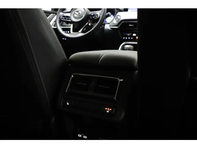 Mazda CX-60 2.5 e-SkyActiv PHEV Homura | SOH 93% | ACHTERBANKVERWARMING | STOELVENTILATIE | DRAADLOZ...