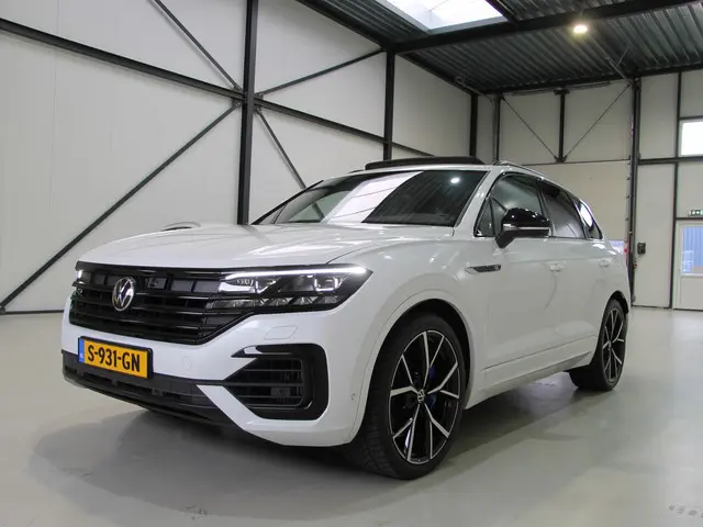 Volkswagen Touareg R 3.0 TSI eHybrid 462PK | Full option