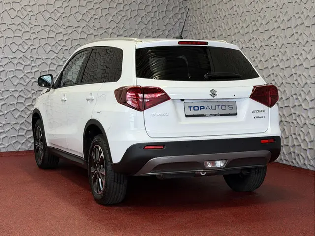 Suzuki Vitara 1.4 BOOSTERJET HYBRID STYLE PANORAMA SCHUIFDAK LEER CARPLAY NAVI CAMERA PDC  STOELVERW...
