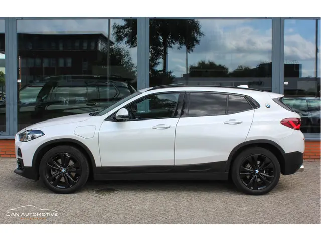 BMW X2 xDrive25e PANO CAMERA CARPLAY STOELVERWARMING 