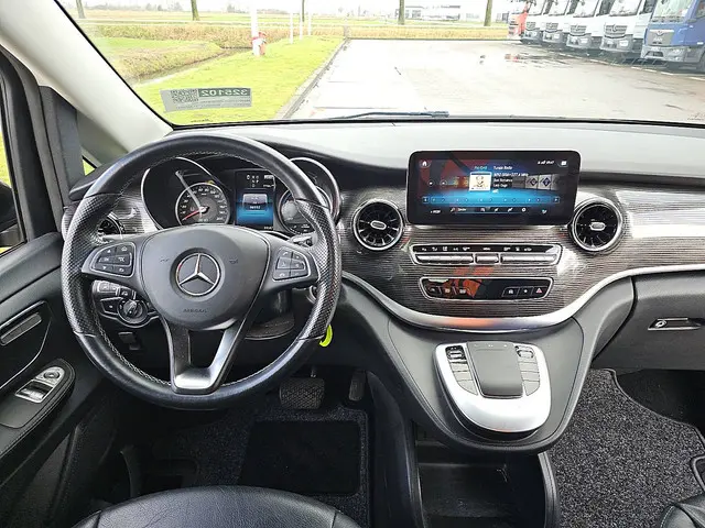 Mercedes-Benz EQV