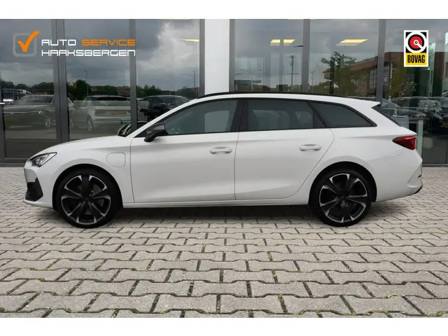 CUPRA Leon Sportstourer 1.4 e-Hybrid VZ Business | ACC | 19 Inch | Sfeerverlichting |