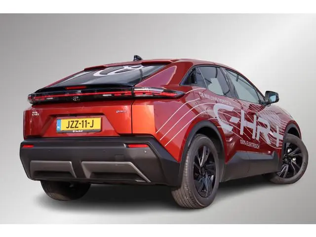 Toyota C-HR+