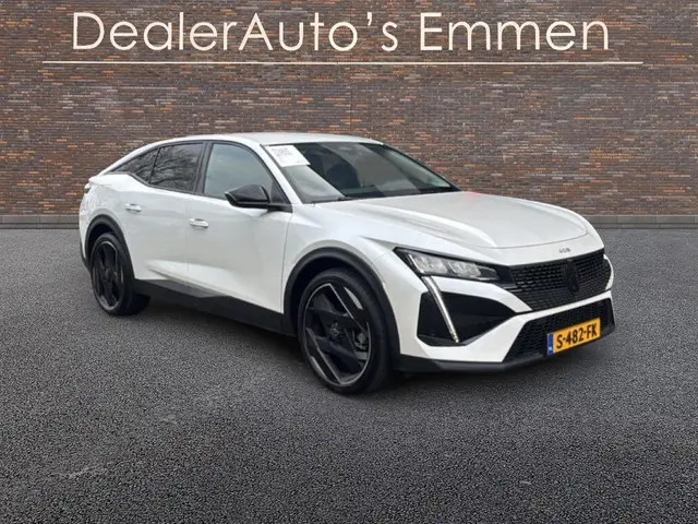 Peugeot 408