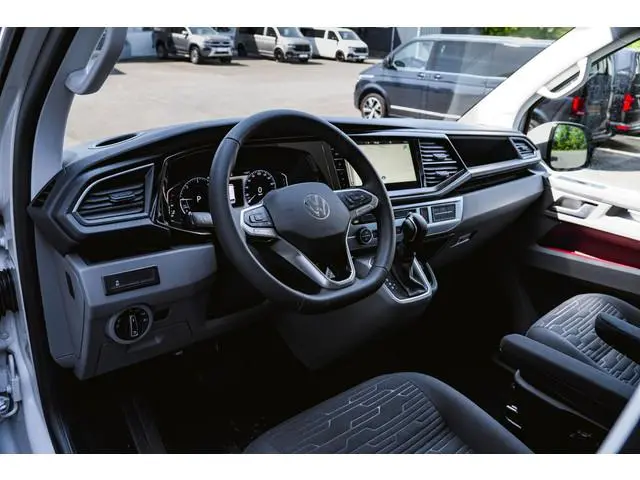 Volkswagen Caravelle