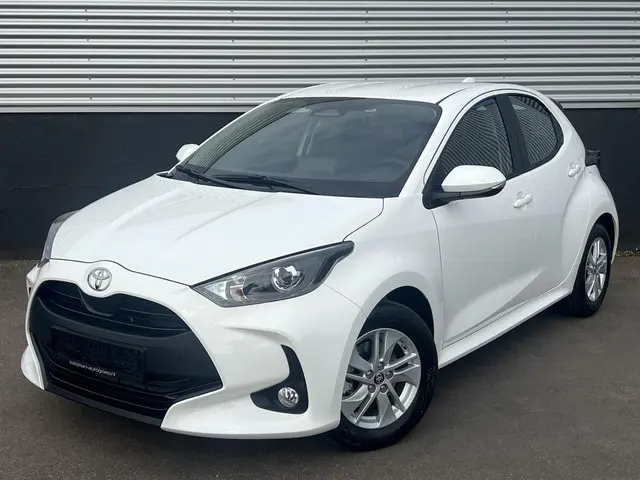 Toyota Yaris 1.5 Hybrid 115 Comfort Nu €2.000,- voordeel! Nu tijdelijk extra scherp geprijsd!