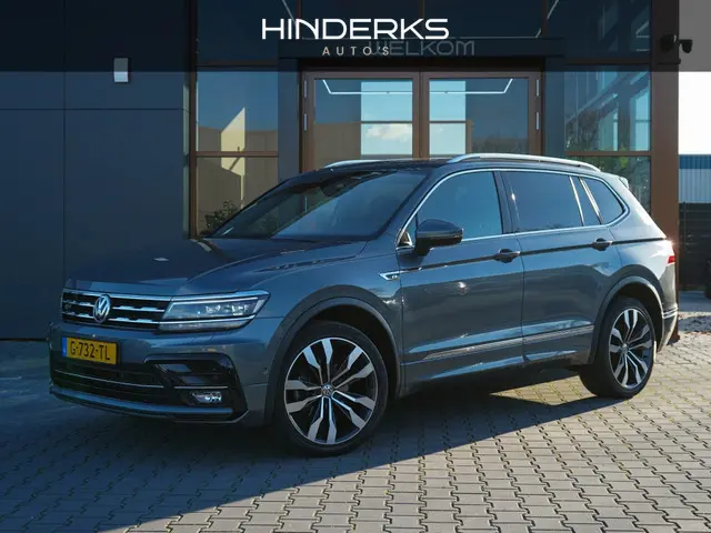 Volkswagen Tiguan Allspace 1.5 TSI HL Bus R 7p. | 3X R-Line | Pano | Trekhaak | Adap. Cruis