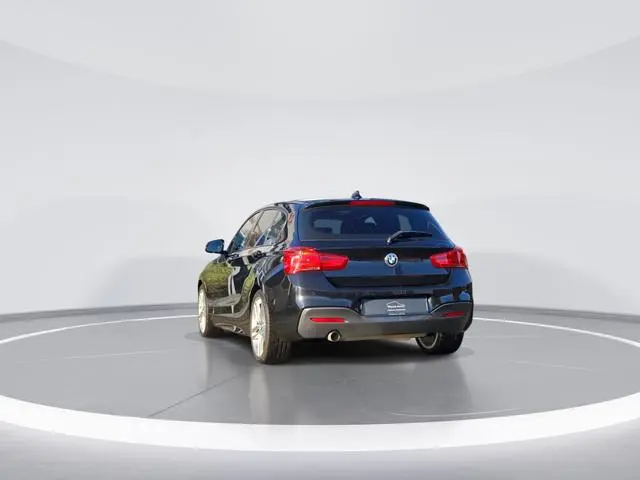 BMW 1-serie 118i High Executive | PANO | M-PAKKET | STOELVW | CRUISE | LED | NAVI | 18232 / 4523