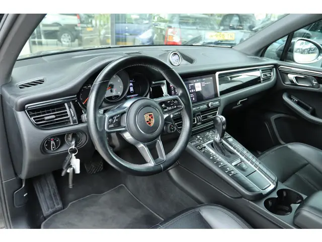 PORSCHE MACAN 3.0 S | PANO | SPORTCHRONO | BOSE | SPORTUITLAAT | CAMERA | STOELVERWARMING