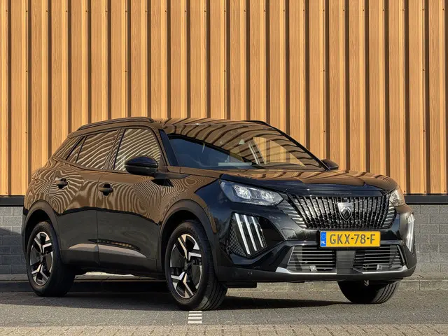 Peugeot 2008 1.2 PureTech 130 Allure | Automaat | 17'' lichtmetaal | Cruise control | Carplay | Andr...