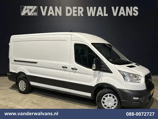 Ford Transit 2.0 TDCI 130pk L3H2 Euro6 Airco | Navigatie | Stoelverwarming | Camera | Apple Carplay | Android Auto LED, cruisecontrol, parkeersensoren, verwarmde voorruit, 2500kg trekvermogen