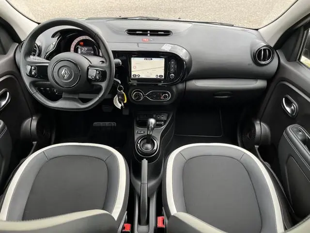 Renault Twingo Z.E. R80 Série (SOH 96%) Urban Night / Navigatie / Camera /Parkeerhulp/ Cruise / 16''...