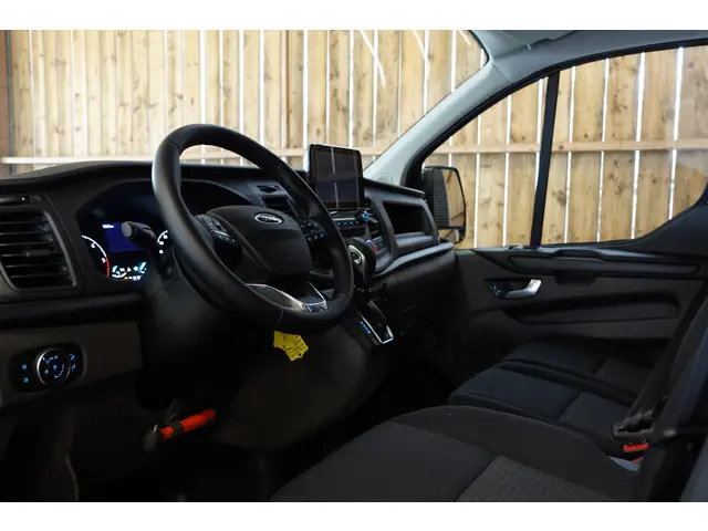 Ford Transit Custom 300 2.0 TDCI L2H1 Trend Automaat Airco Navi Cruisecontrol Camera Parkeersensoren