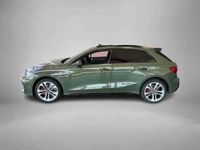 Audi A3 Sportback 45 TFSIe 272pk S-tronic S edition Competition · Panoramadak · Camera · Sonos Audio...