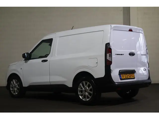 Ford Transit Courier