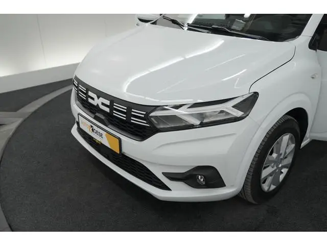 Dacia Sandero TCe 90 CVT Expression | AUTOMAAT | Parkeersensoren | Apple Carplay | Cruise Control