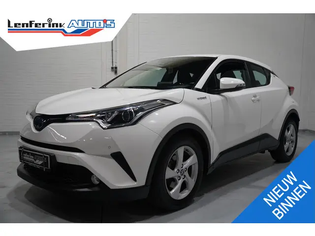 Toyota C-HR 1.8 Hybrid Active navigatie 1e eigen. cruise-controle 17"-lmv drivers-assist PDC v+a ECC...
