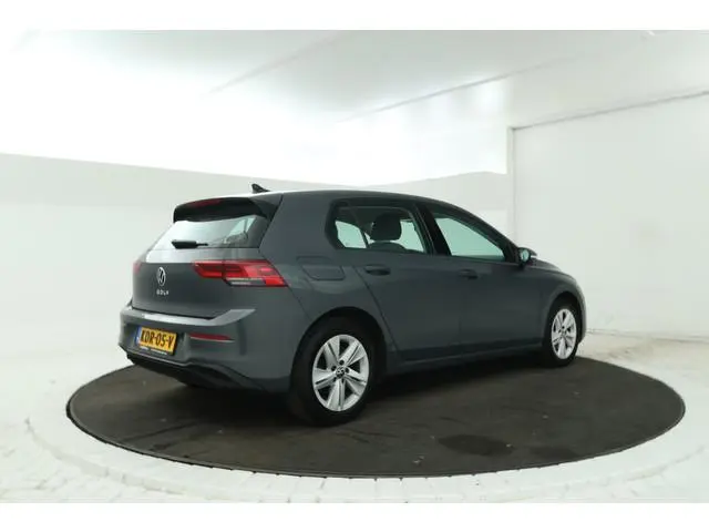 Volkswagen Golf 1.0 TSI Life Business 5 Deurs hb, Navigatie, Airco,