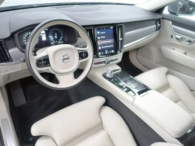 Volvo V90 2.0 T8 AWD Inscription Aut- Panodak, Xenon led, Stuur/Stoelverwarming, Elek Trekhaak, Lane...