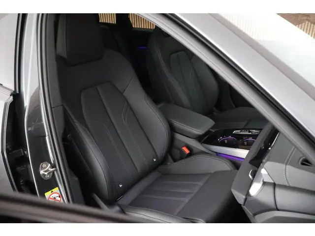 Audi A5 Avant 2.0 e-hybrid 367pk quattro S edition Competition Trekhaak 360Camera Panoramadak Leder...
