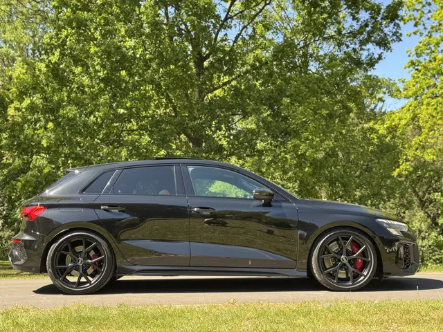 Audi RS3 Sportback 2.5 TFSI RS 3 quattro HUD B&O