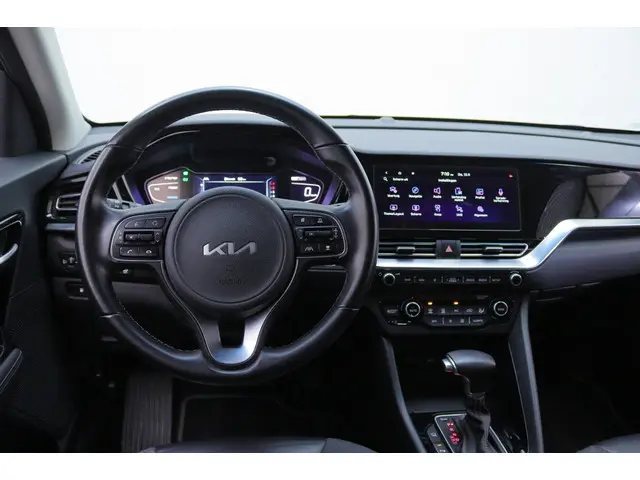 Kia Niro 1.6 GDi H. Style Edition | 18 inch | Navigatie |