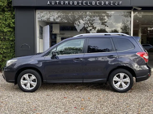 Subaru Forester 2.0 Luxury | Stoelverwarming | Lederen Bekleding | Cruise Control | Navigatie | Acht...