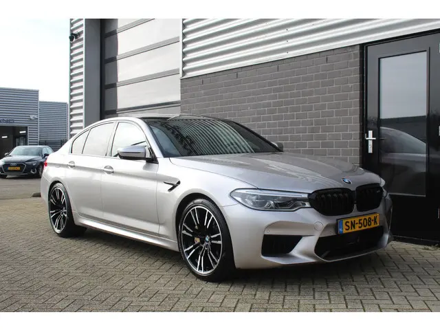 BMW M5