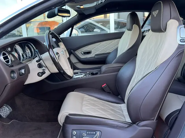 Bentley Continental GT 4.0 V8S 528 PK Stoel Verwarming/Koeling | Nieuw Model | Nieuwstaat!