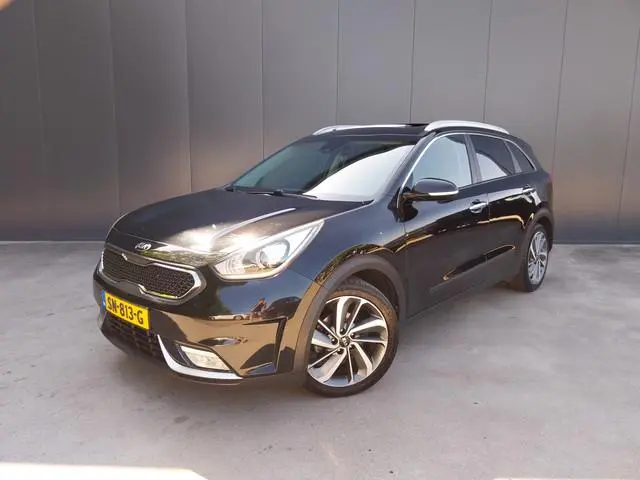 Kia Niro 1.6 GDi Hybrid First Edition 1e EIGENAAR OPEN DAK CAMERA HALF LEER LED NAVI CRUISE ECC