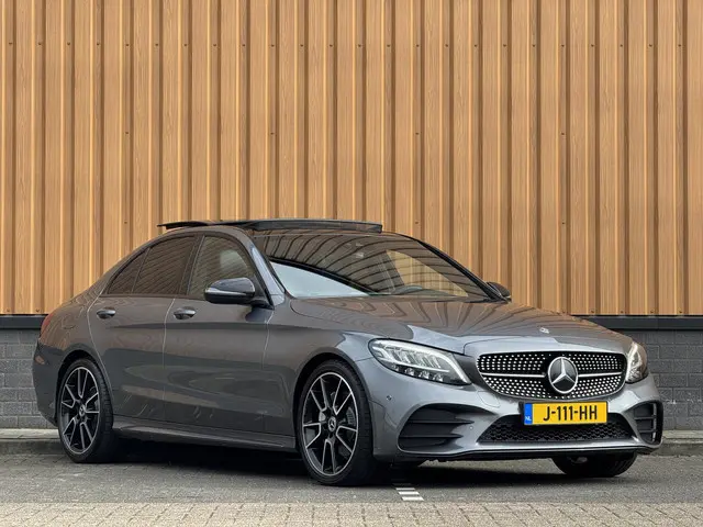 Mercedes-Benz C-klasse 200 Business Solution AMG Plus Upgrade Edition | Burmester | Panoramadak | Sf...