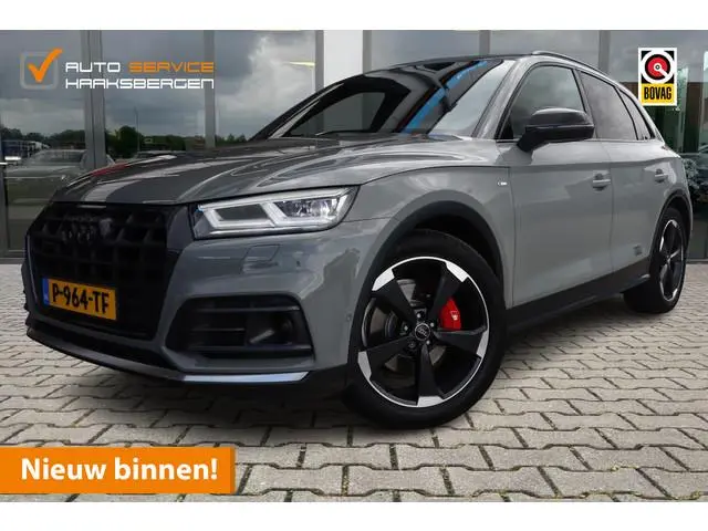 Audi Q5 2.0 TFSI Quattro S Line Black Edition | Pano | RS Stoelen | Camera | Luchtvering |