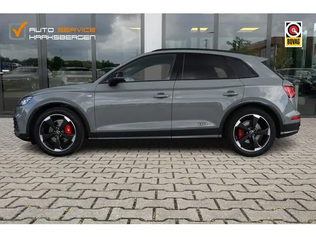 Audi Q5 2.0 TFSI Quattro S Line Black Edition | Pano | RS Stoelen | Camera | Luchtvering |