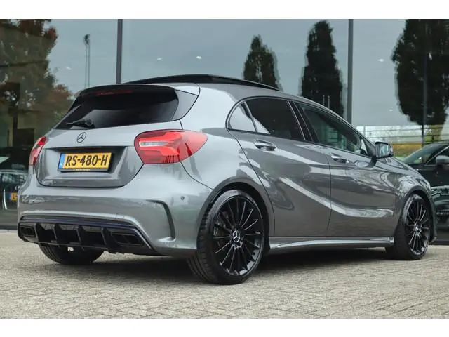 MERCEDES-BENZ A-KLASSE AMG 45 4MATIC 381PK | PANO | CARPLAY | HARMAN/KARDON | LED | CAMERA | CRUISE...
