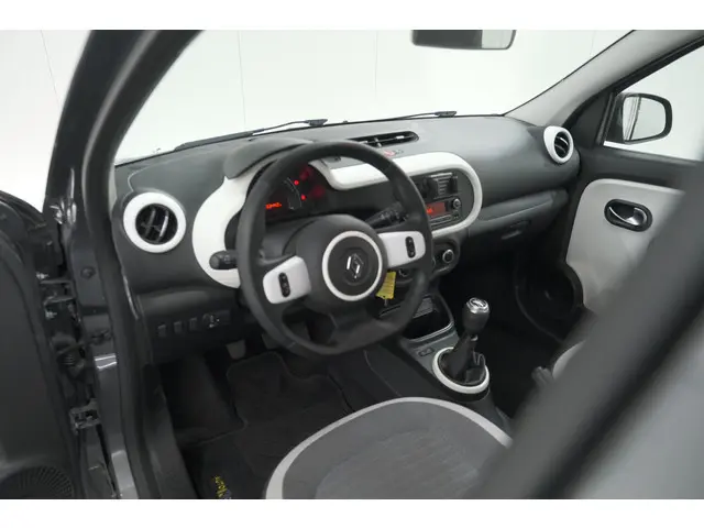 Renault Twingo 1.0 SCe Collection | Cruise Control | Airco | Bluetooth Radio