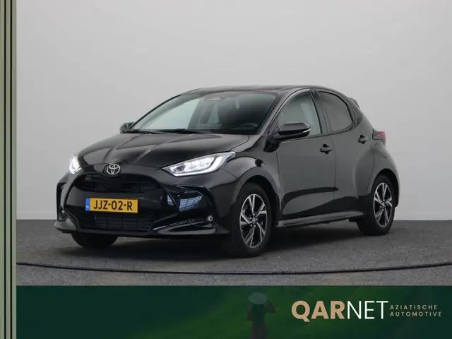 Toyota Yaris 1.5 Hybrid 115 Dynamic | Stoel en Stuurverwarming | Climate Control | Adaptieve Cruise...