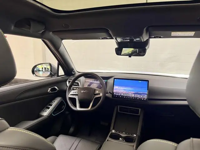 BYD ATTO 2 1.5 DM-i Boost | Panoramadak | CarPlay | Adaptieve cruisecontrol | 360 Camera |