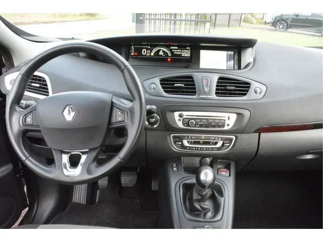 Renault Scénic 1.2 TCe Bose Trekhaak Clima PDC Cruise Control Navi