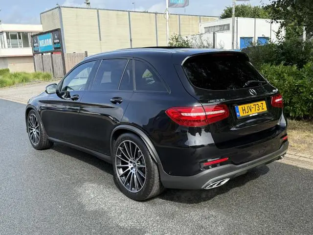 Mercedes-Benz GLC 43 AMG 4MATIC V6 Bi-Turbo 367PK Pano•Burmester