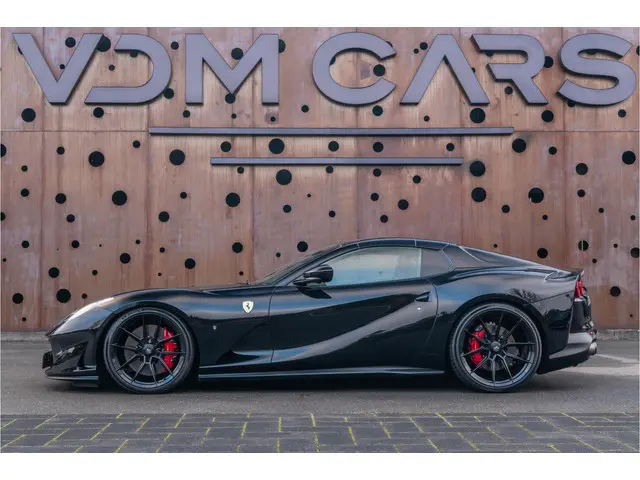 Ferrari 812 GTS