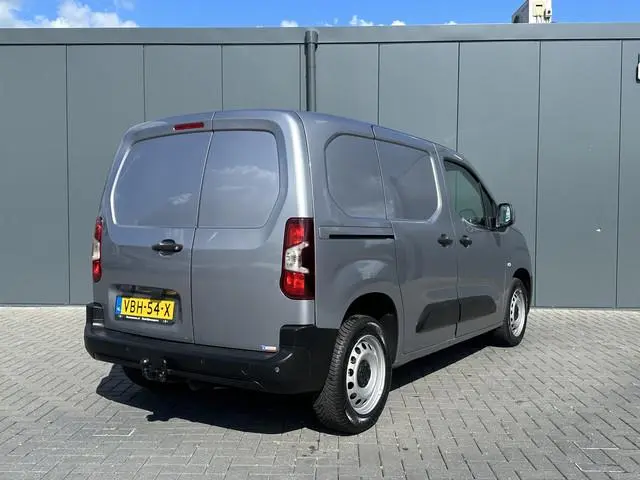 Opel Combo 1.5D 102 PK / L1H1 / TREKHAAK / CRUISE / NAVI / AIRCO / APPLE CARPLAY / ANDROID AUTO