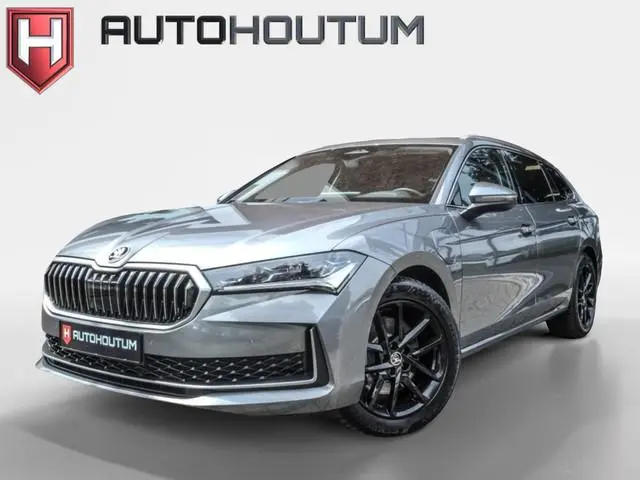 Skoda Superb Combi 1.5 TSI iV 150kW L&K | SOH 96% | Trekhaak | Leder | ACC