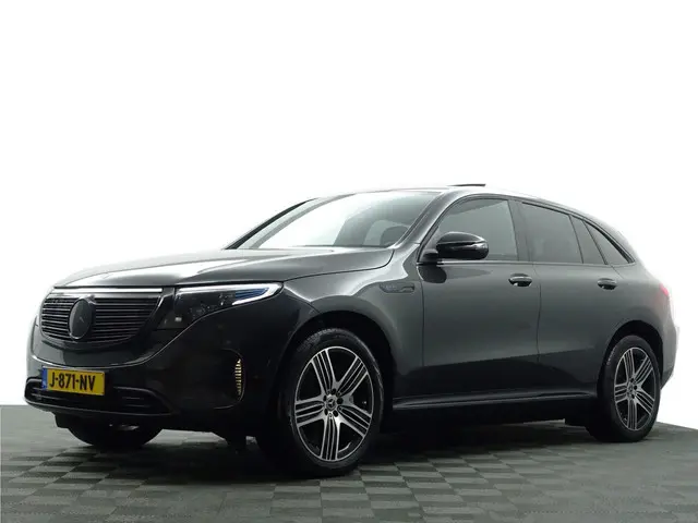 Mercedes-Benz EQC 400 4MATIC Night Edition 80 kWh Aut- Schuifdak, Sfeerverlichting, Standkachel, Park Assist, Park Pilot, Xenon Led, Carplay
